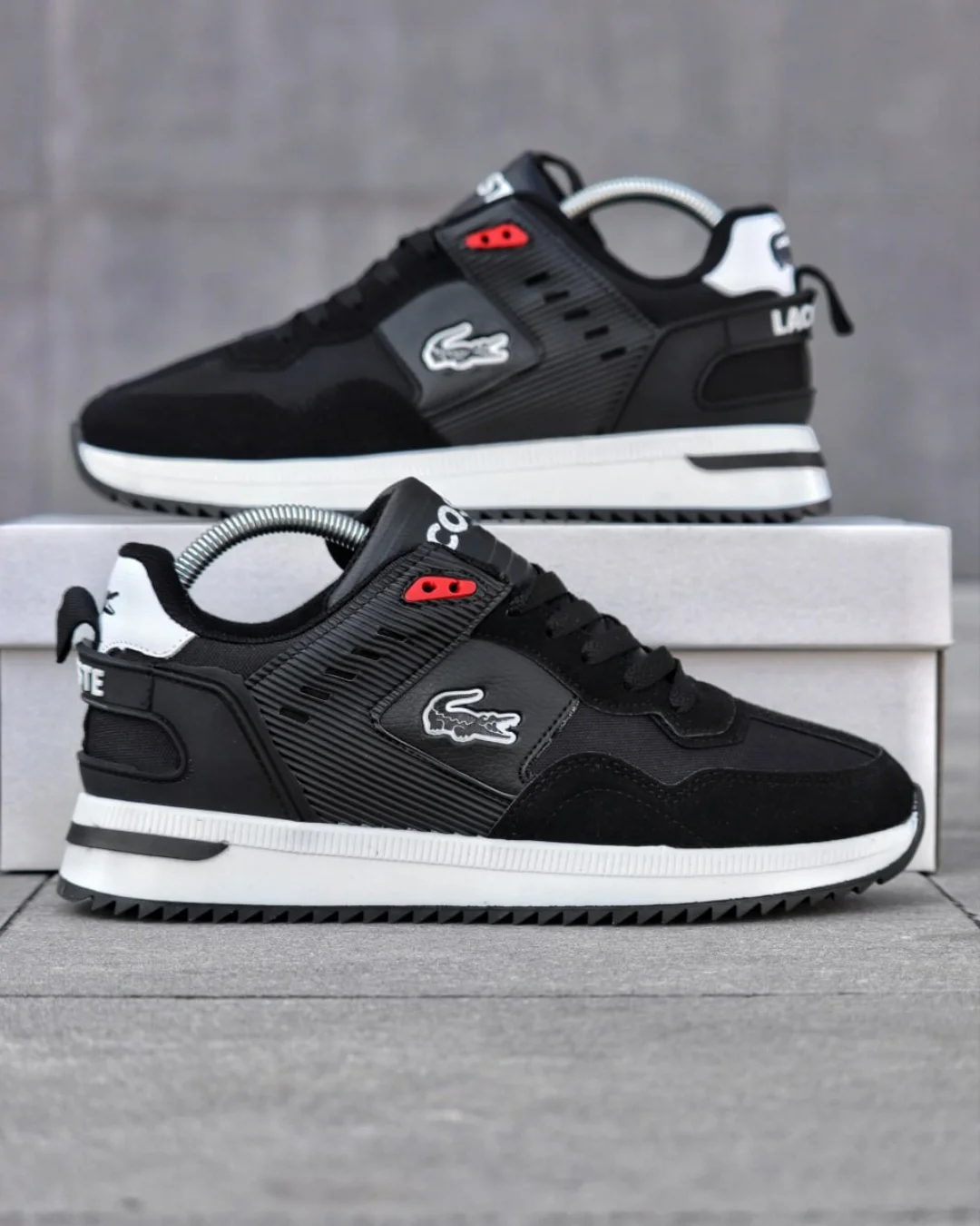 Men's Lacoste mid-season Sports Sneakers BLK\WHT