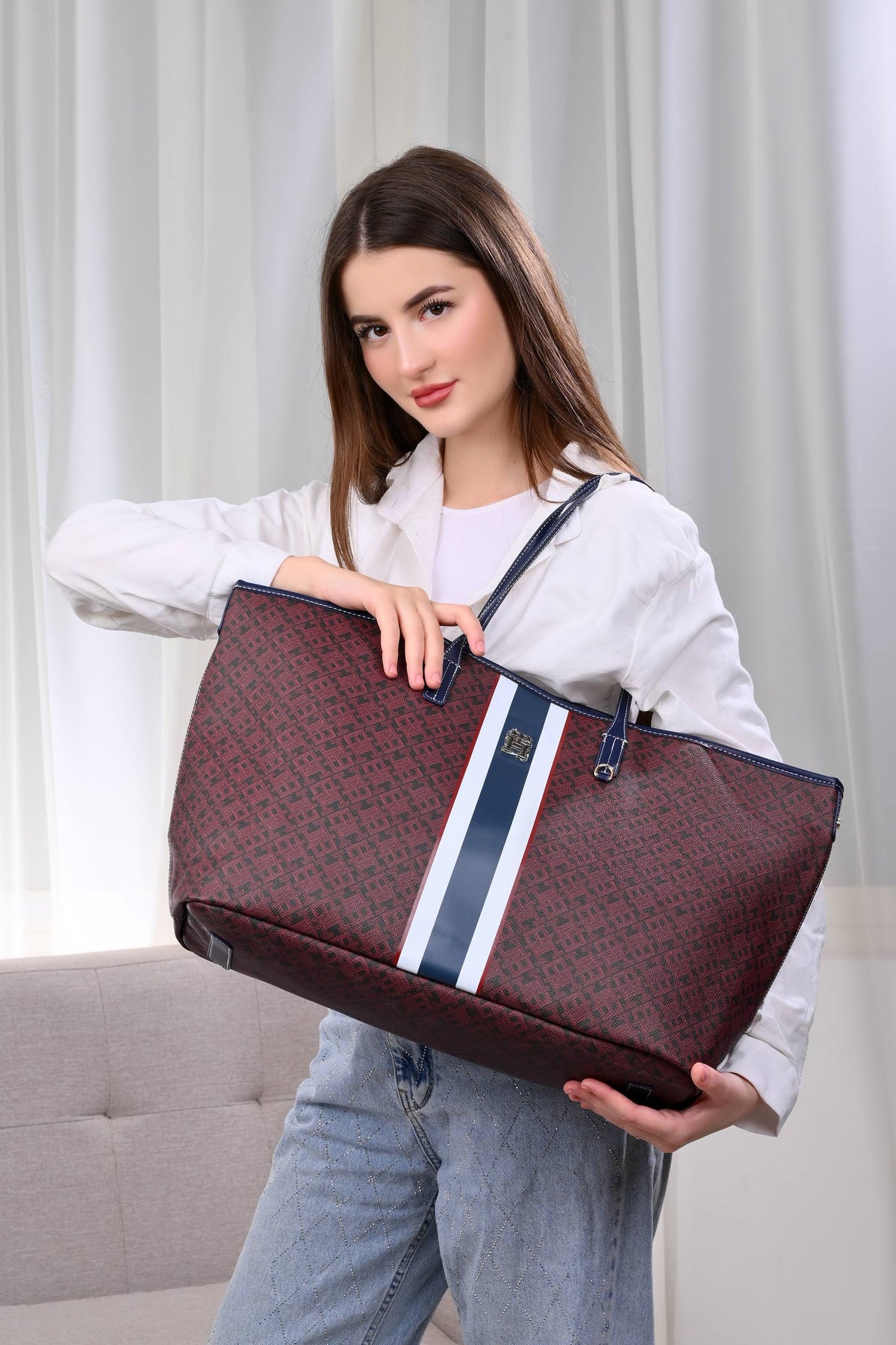 Tommy Hilfiger TH Monoplay Tote Bag And Pouch Burgundy