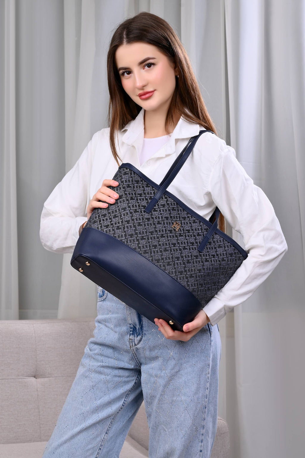Tommy Hilfiger LATAM JACQUARD TOTE Bag Navy