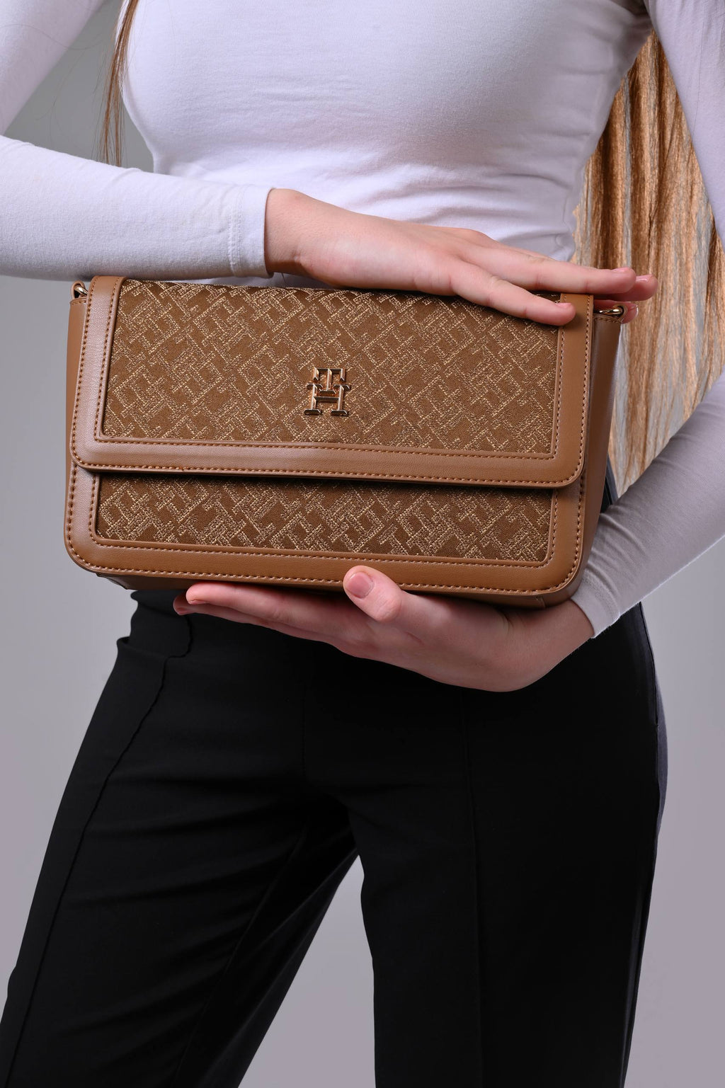 Tommy Hilfiger TH Jacquard Shoulder Bag Light Brown