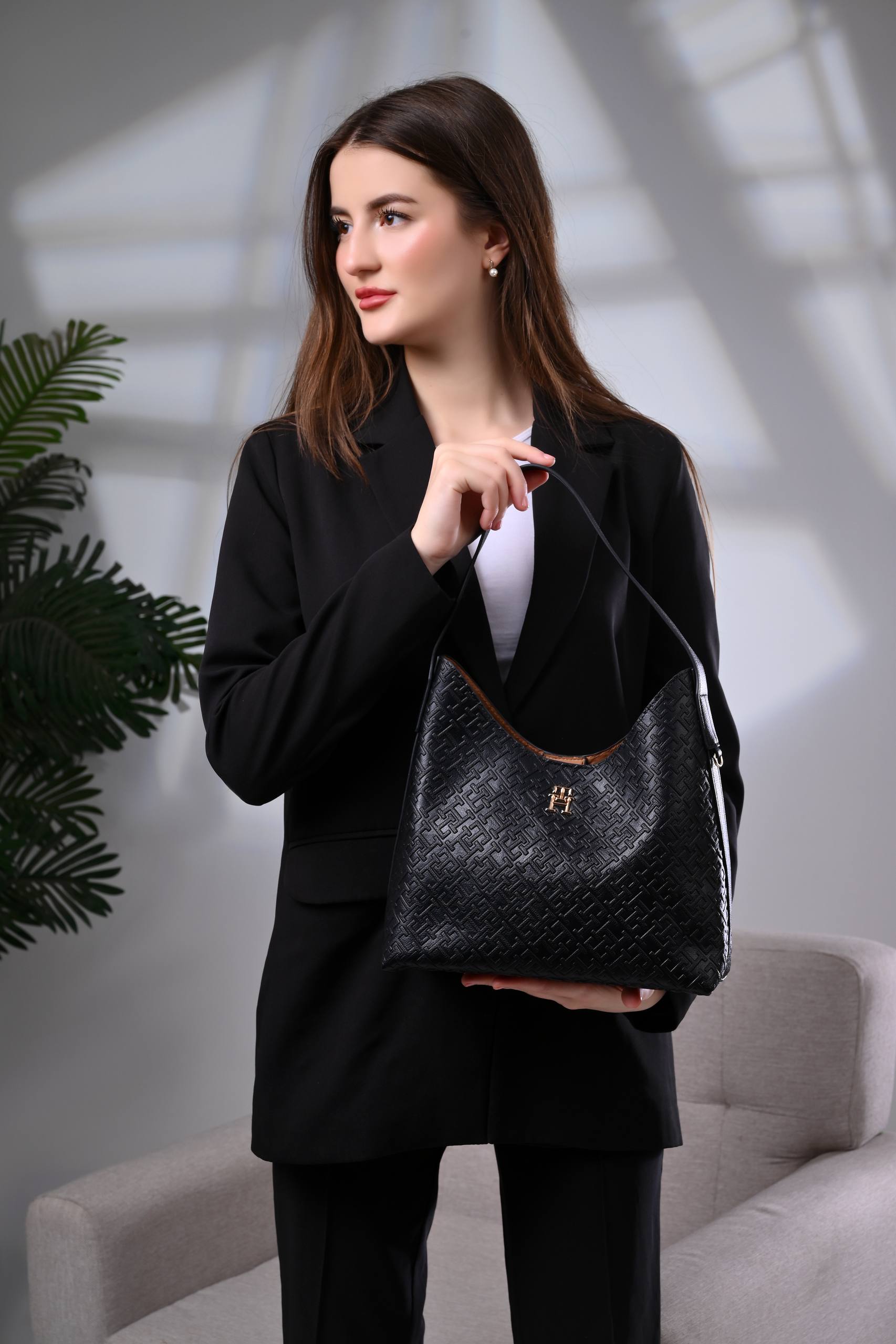 Tommy Hilfiger Hilfiger Icon Embossed TH Monogram Shoulder Bag Black