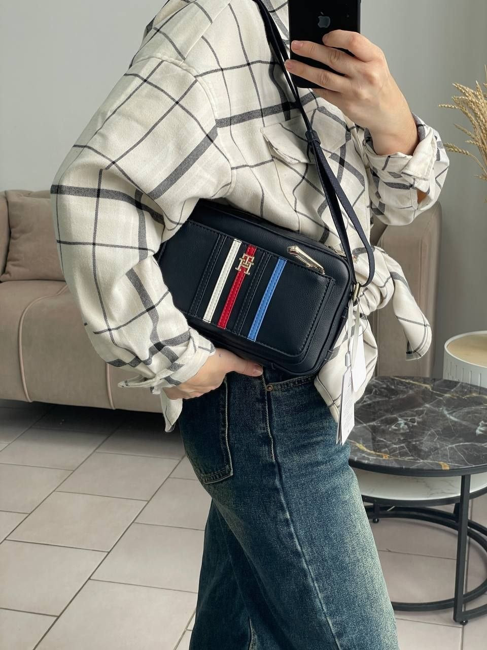 Tommy Hilfiger Iconic Camera Bag Corp Navy - TB116