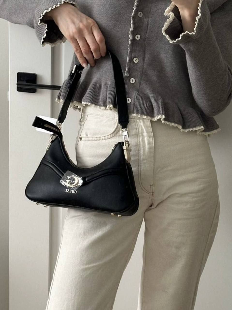 Guess Black Women Shoulder Bag Hwbg7993730 Bla