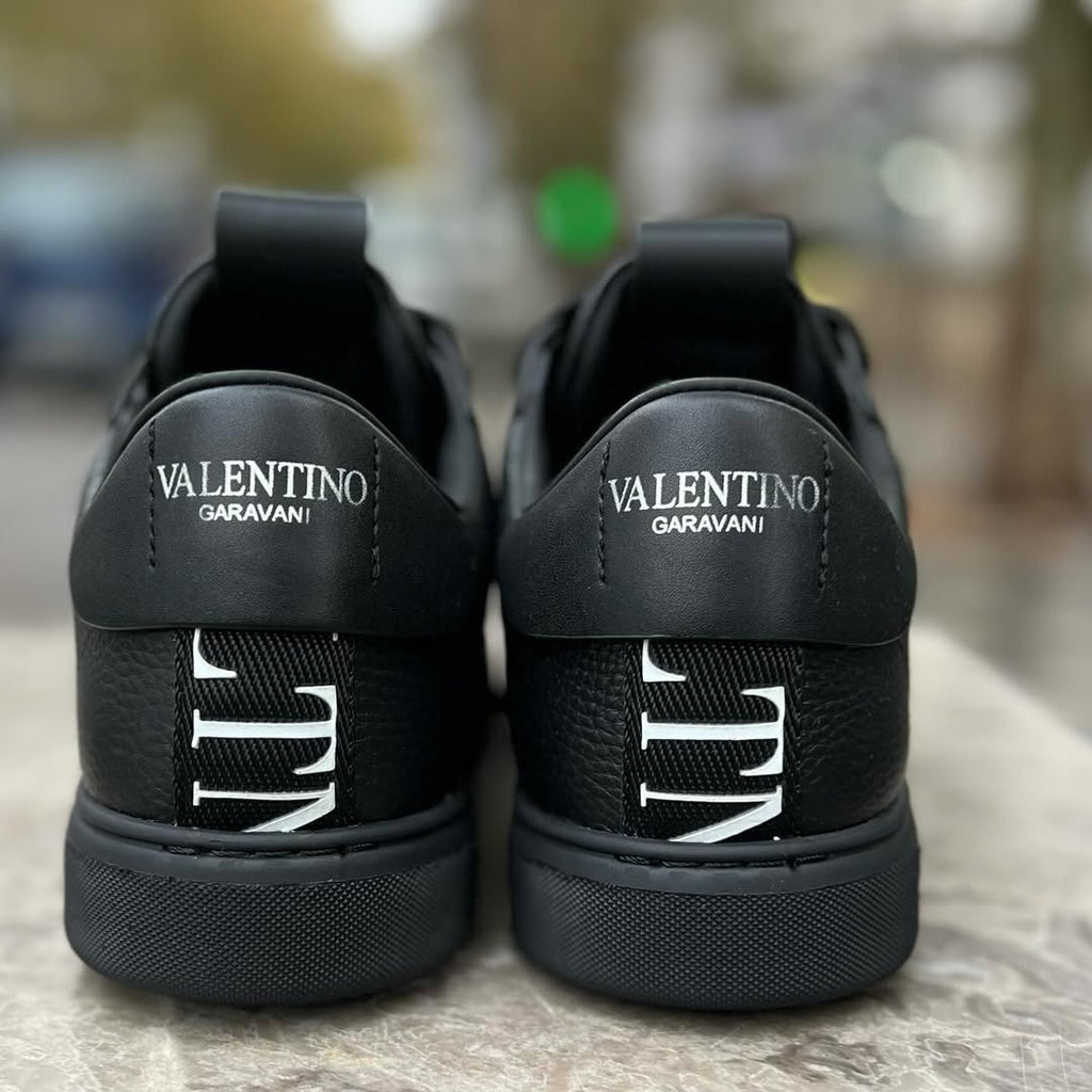 Valentino Garavani VL7N Black (Mirror)