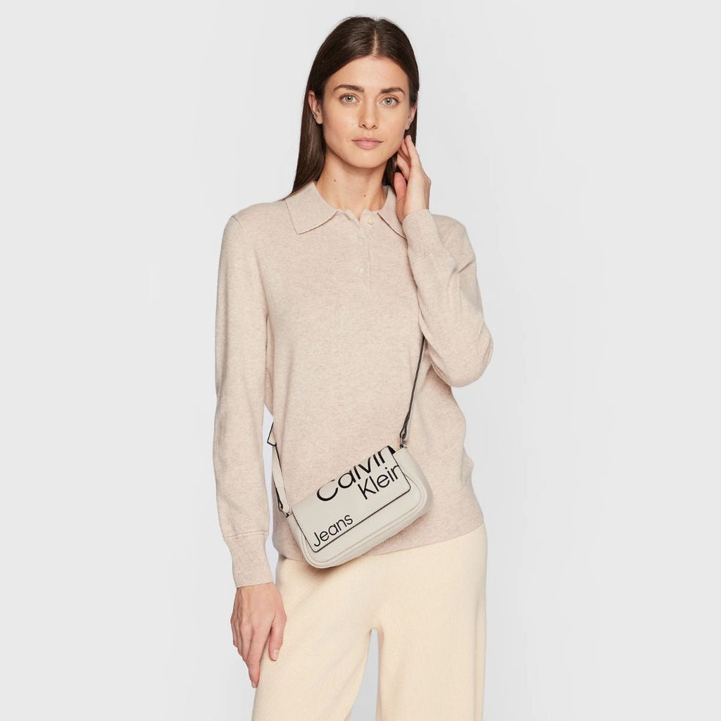 Calvin Klein Jeans Handbag Sleek Flap Conv Sb20 Aop K60K610062-CB14