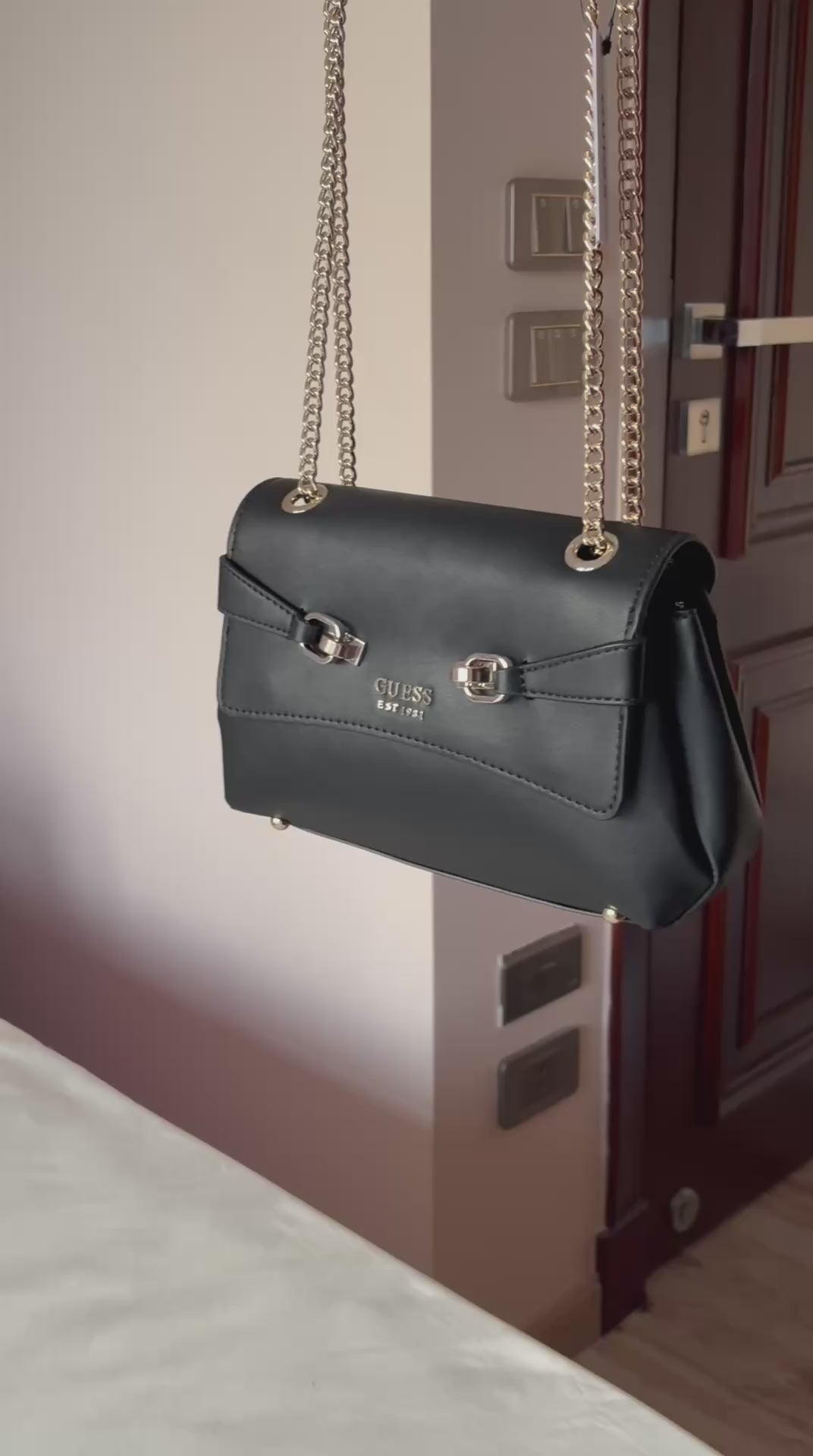 Guess LORELEI CONVERTIBLE XBODY FLAP - Cross Body Bag - Black