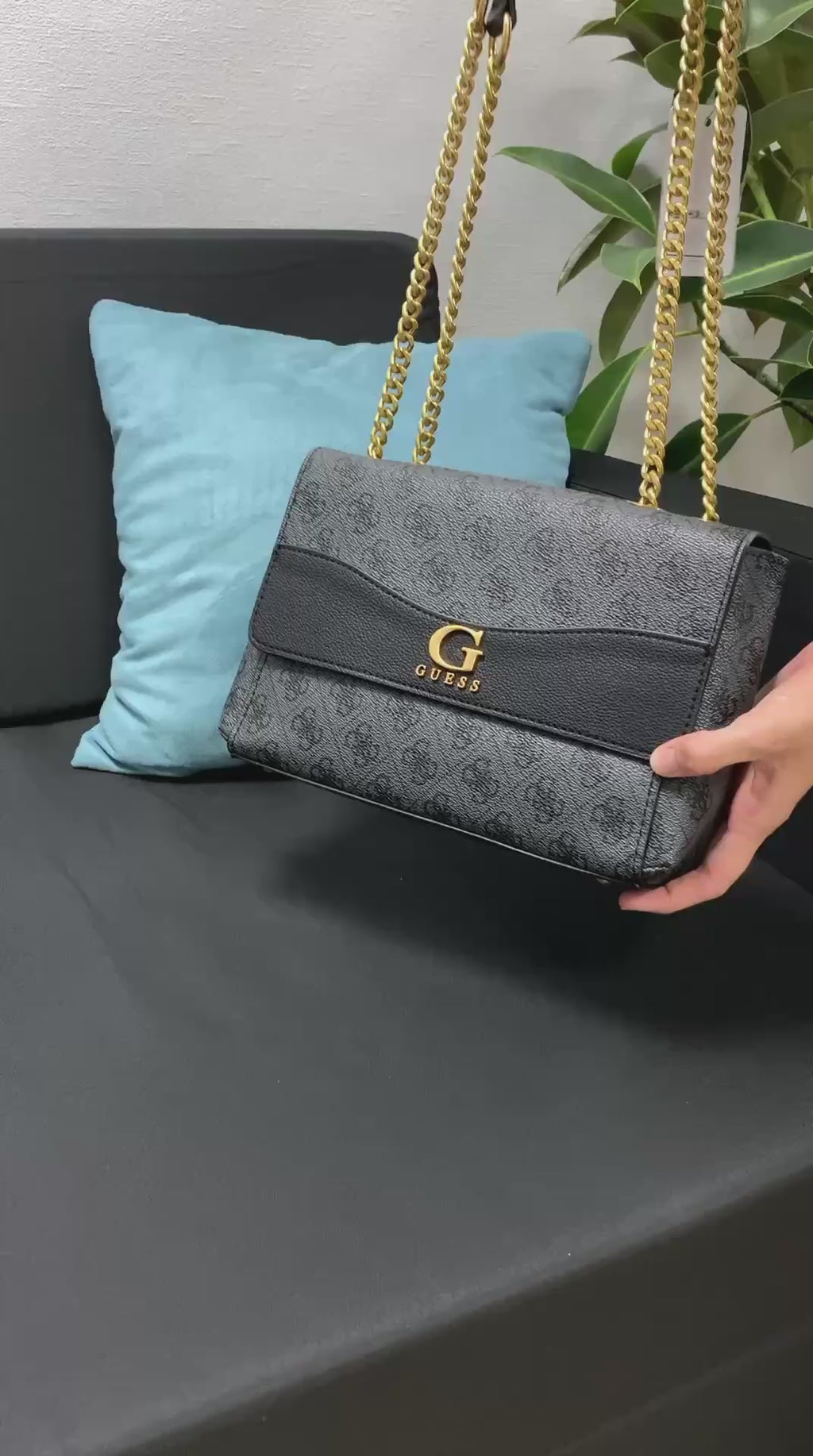 GUESS Nell Logo Convertible Xbody Flap Black Logo/Coal