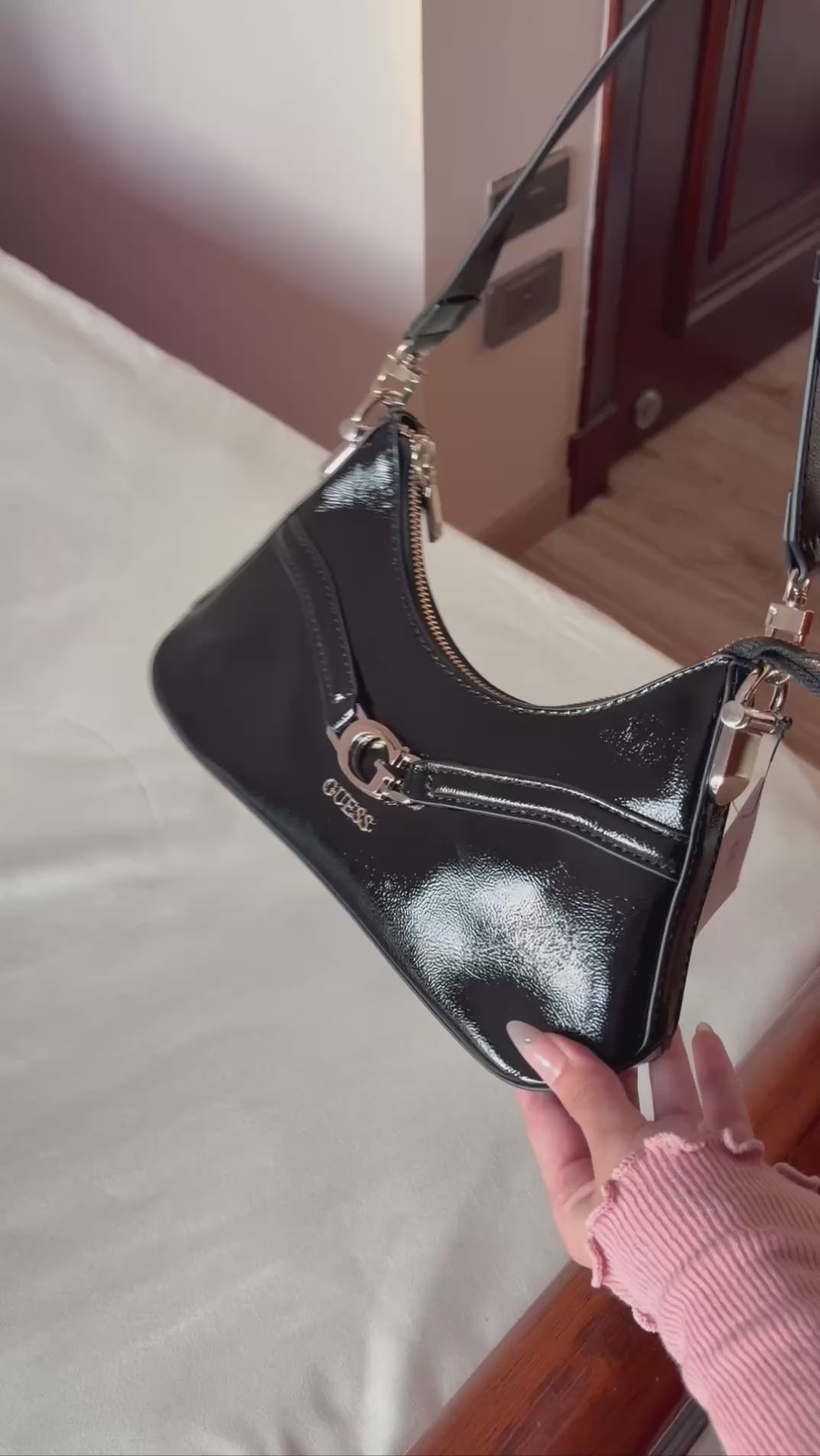 Guess Black Women Shoulder Bag Hwbg7993730 Bla