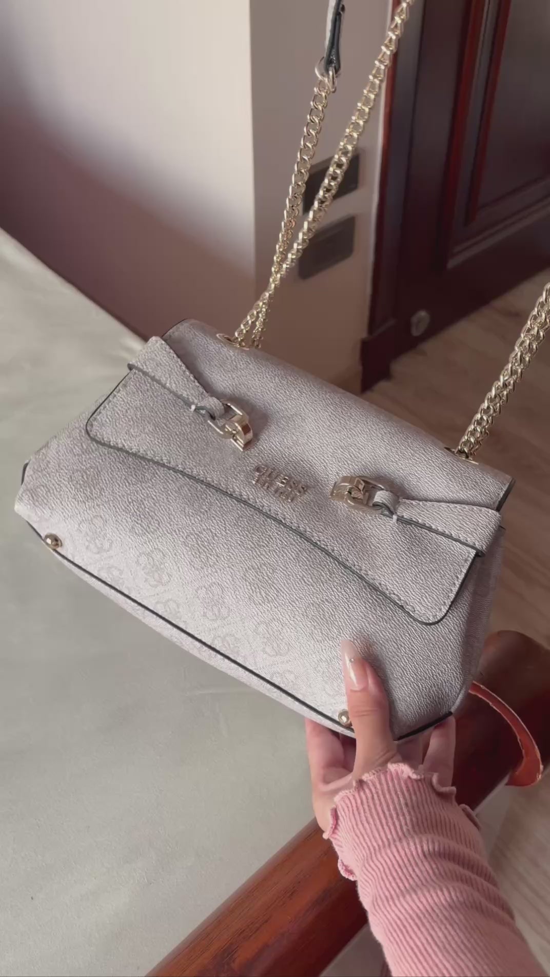 Guess LORELEI - Cross Body Bag - Bone Logo White