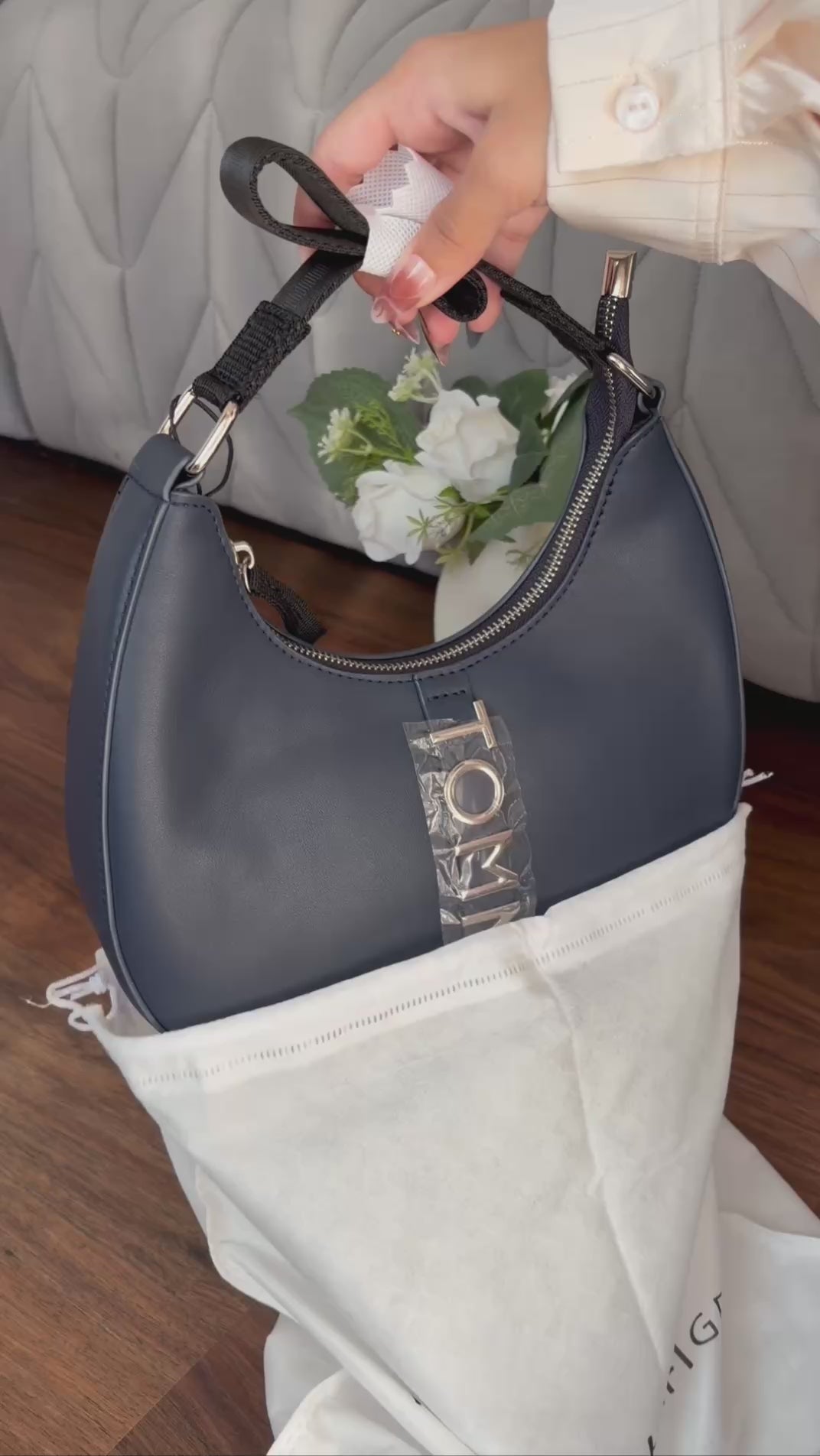 Tommy Jeans CITY BOLD SHOULDER - Handbag - Navy