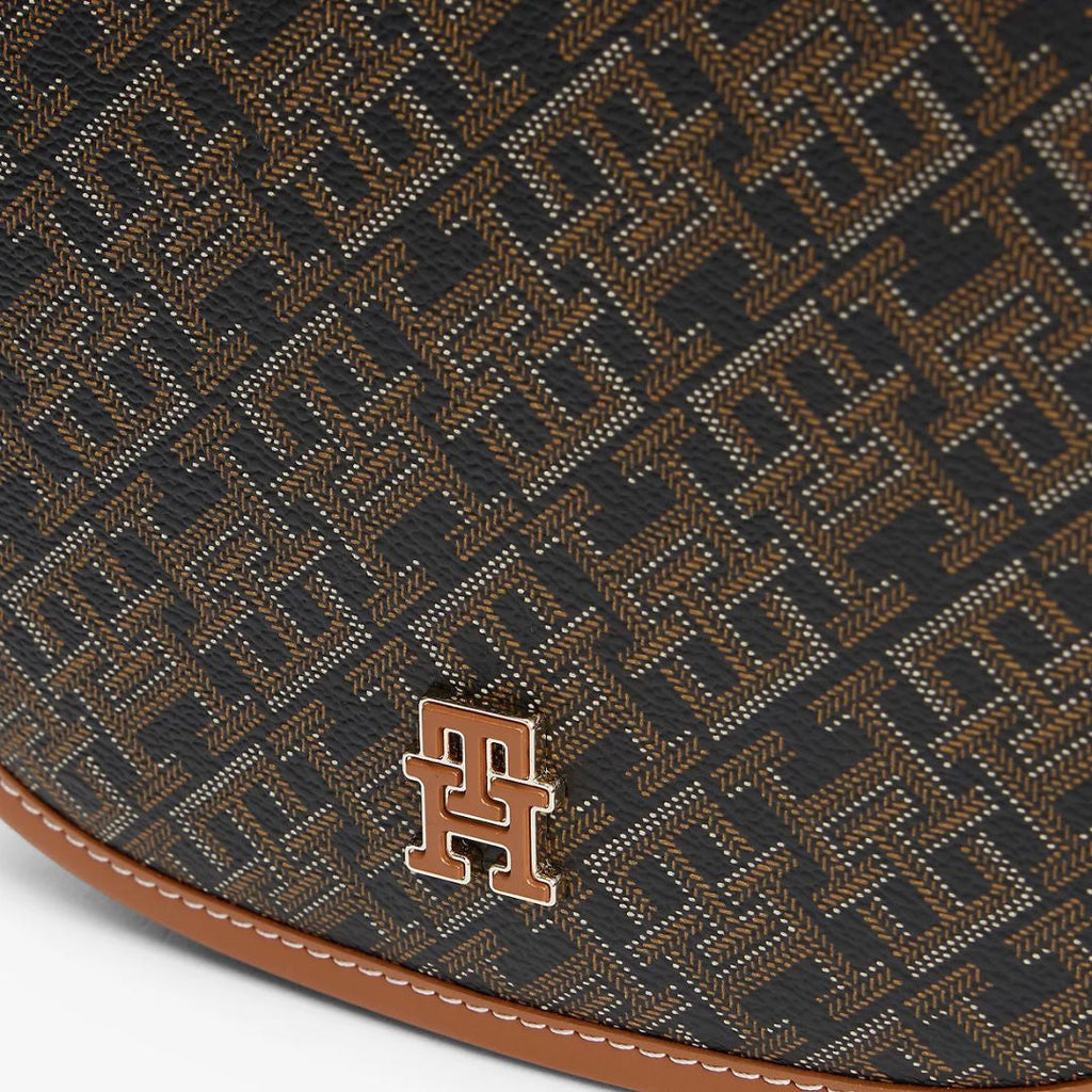 Tommy Hilfiger TH Monoplay Crossbody Saddle Bag\Brn - TB61